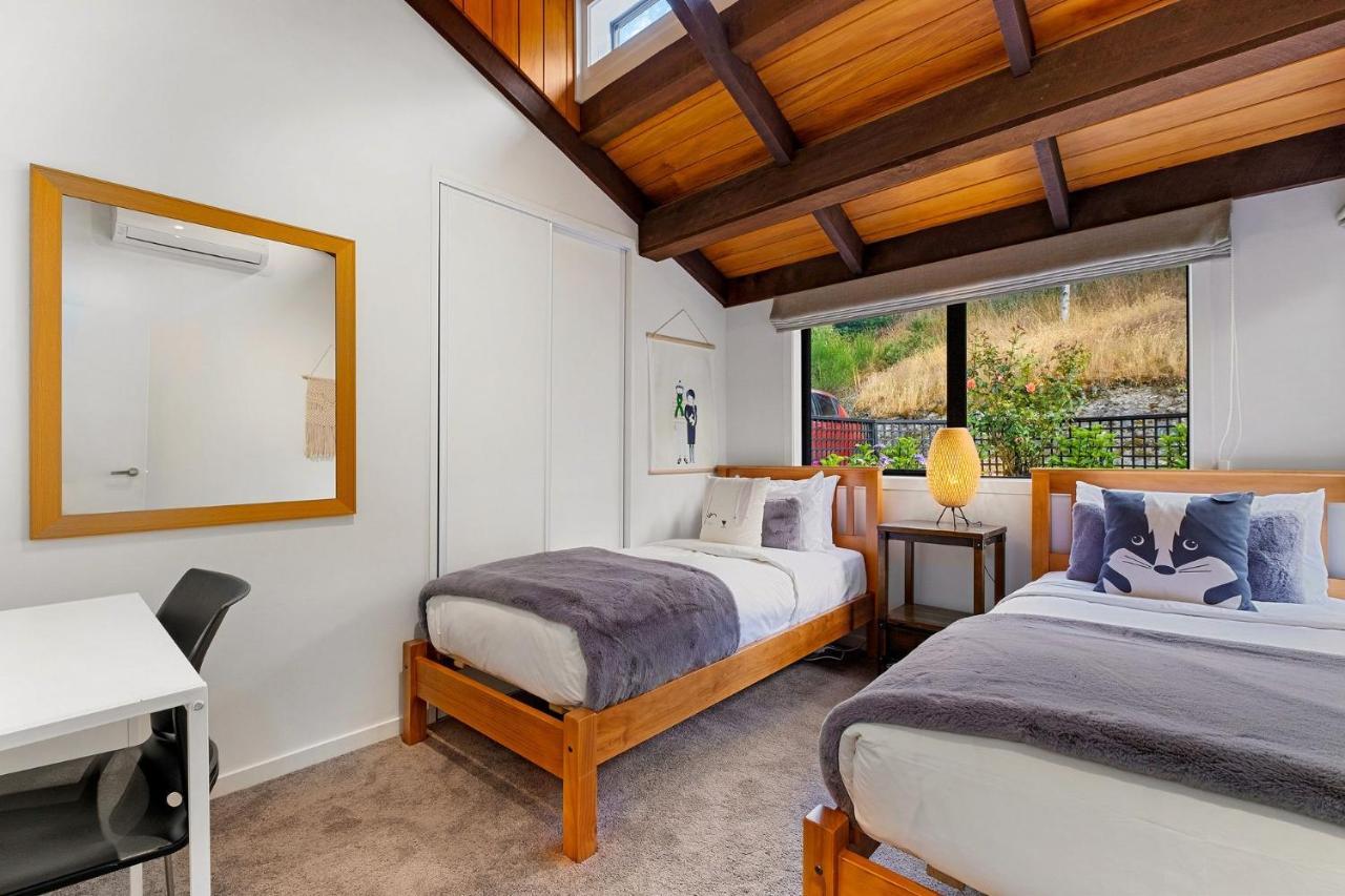 Queenstown Lakefront Dream 4 Bed Экстерьер фото